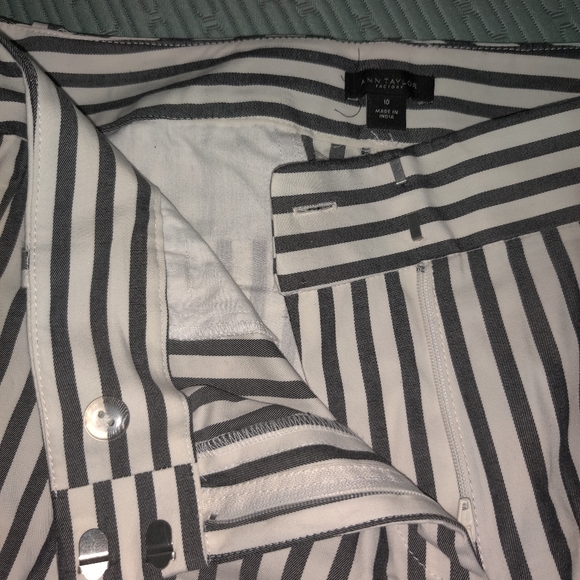 NWOT Ann Taylor Striped Dress Shorts Summer Spring 4 Pockets - Picture 4 of 6